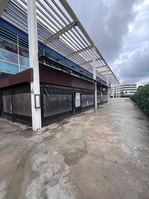 Local comercial en traspaso en Eivissa, Ibiza · 400 m² · foto 13