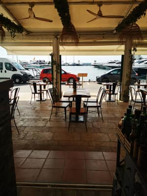 Commercial unit for transfer in Santa Eulalia del Río, Ibiza · 133 m² · photo 19