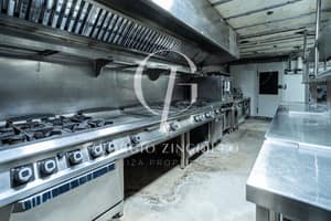 Local comercial en venta en Cala Vedella, Ibiza · 300 m² · foto 47