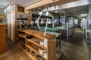 Local comercial en venta en Cala Vedella, Ibiza · 300 m² · foto 18