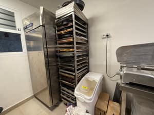 Local comercial en traspaso en Centro, Ibiza · 30 m² · foto 11