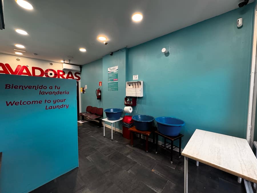 Locale in Calle De Madrid — foto 2/8