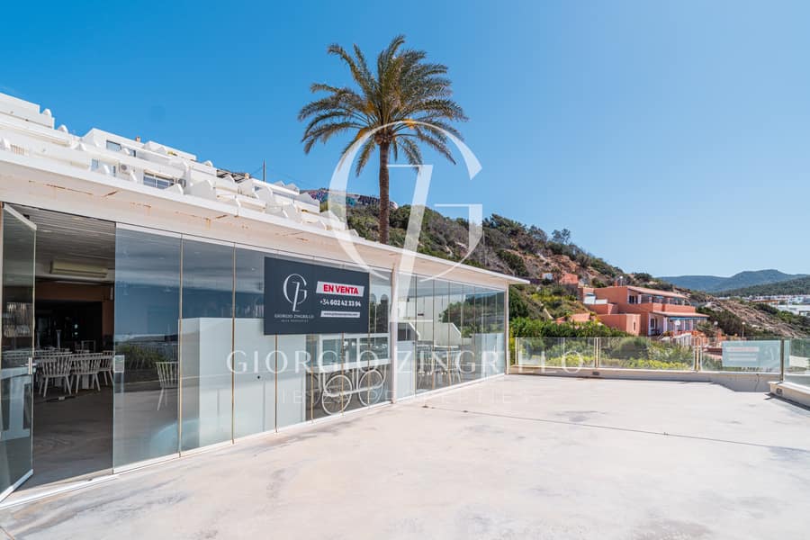 Commercial unit in Plaza La Mar — photo 1/55